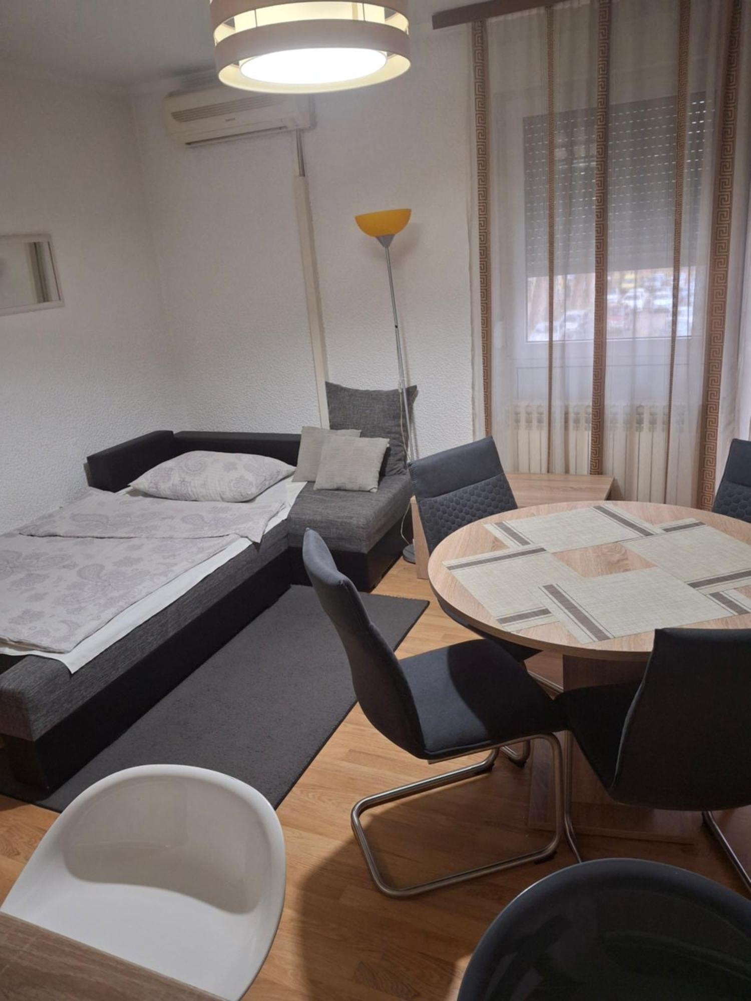 Apartman Centros Osijek Luaran gambar