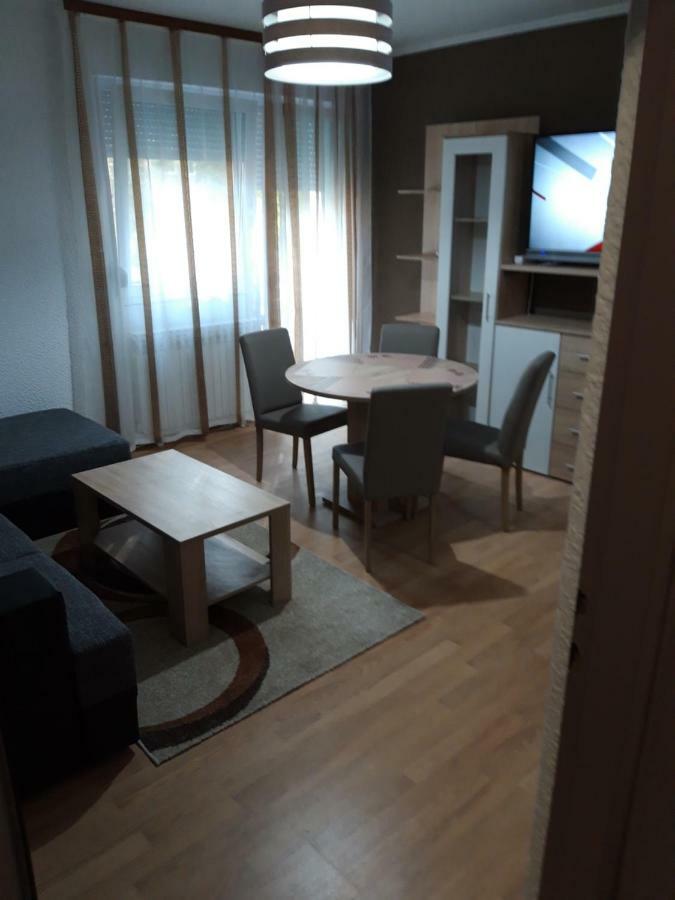 Apartman Centros Osijek Luaran gambar